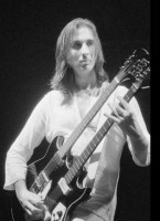 /album/genesis-em-portugal/genesis-cascais-14-jpg/